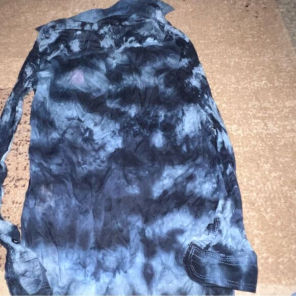 Anthropology shirt size XS - Picture 5 of 5